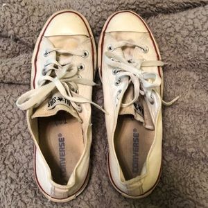 Low top white converse